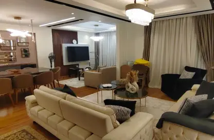 Apartment - 3 Bedrooms - 3 Bathrooms for rent in Stone Residence - 5th Settlement Compounds - The 5th Settlement - New Cairo City - Cairo