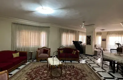 Apartment - 3 Bedrooms - 2 Bathrooms for sale in Dr Hassan Al Sherif St. - 8th Zone - Nasr City - Cairo