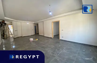 Apartment - 3 Bedrooms - 1 Bathroom for rent in Sarayat Al Maadi - Hay El Maadi - Cairo