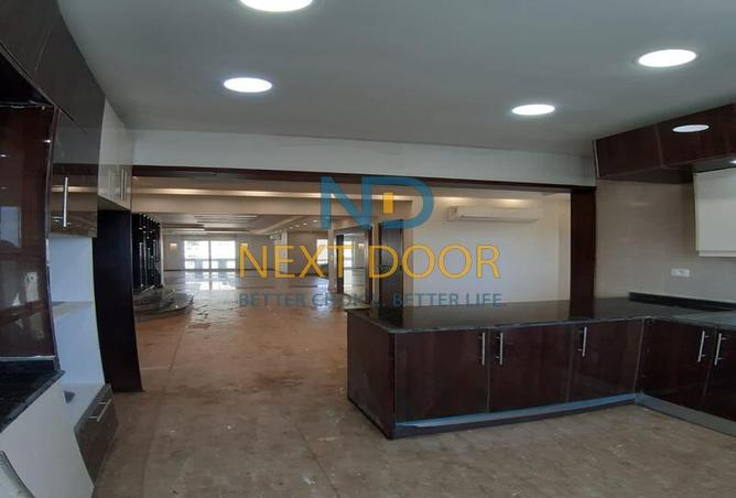 7979656 - Property Main Image