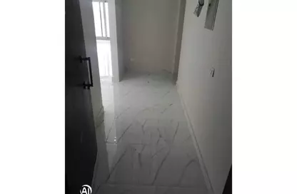 Apartment - 3 Bedrooms - 1 Bathroom for sale in Ashgar Darna - Zahraa El Maadi - Hay El Maadi - Cairo