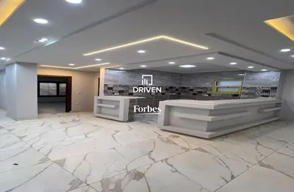 Apartment - 4 Bedrooms - 4 Bathrooms for sale in 8th District - Sheikh Zayed City - Giza