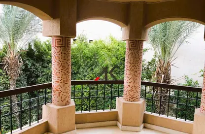 فيلا - 7 غرف نوم - 5 حمامات للايجار في قطامية ريزدنس - التجمع الاول - مدينة القاهرة الجديدة - القاهرة