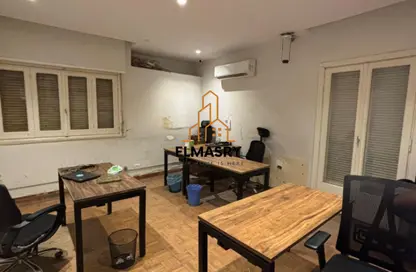 مساحات مكتبية - استوديو - 3 حمامات للايجار في شارع عبد الحميد لطفي - المهندسين - الجيزة