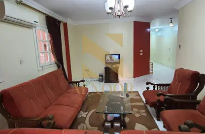 Apartment - 2 Bedrooms - 1 Bathroom for rent in Central St. - 1st District - 6 October City - Giza
