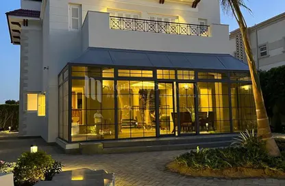 فيلا - 5 غرف نوم - 4 حمامات للبيع في دريم لاند - طريق الواحات - مدينة 6 أكتوبر - الجيزة