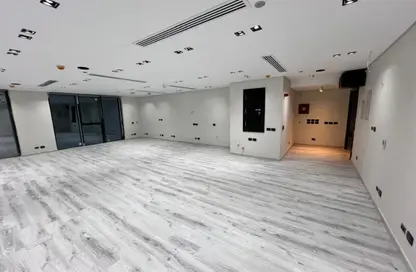 مساحات مكتبية - استوديو - 1 حمام للايجار في مول هايد بارك بيزنس - شارع التسعين الجنوبي - التجمع الخامس - مدينة القاهرة الجديدة - القاهرة