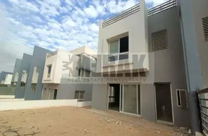 Townhouse - 3 Bedrooms - 3 Bathrooms for sale in Hyde Park - 5th Settlement Compounds - The 5th Settlement - New Cairo City - Cairo