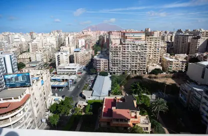 شقة - 3 غرف نوم - 1 حمام للبيع في رشدي - حي شرق - الاسكندرية