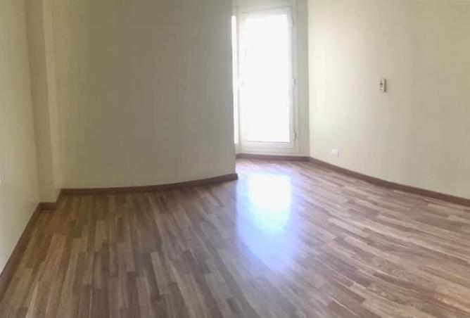 7933966 - Property Image 2