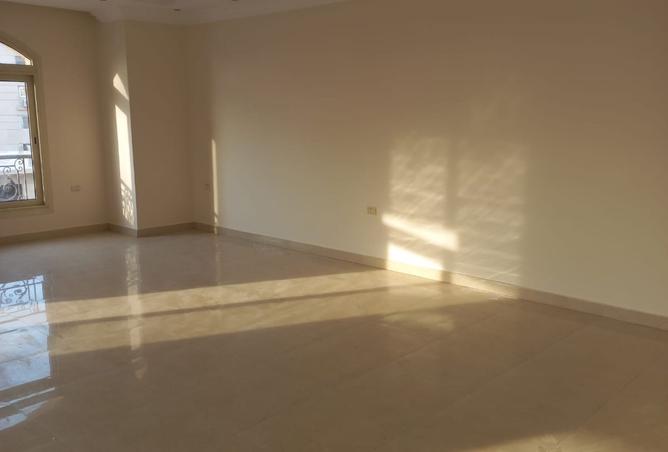 8041441 - Property Image 2