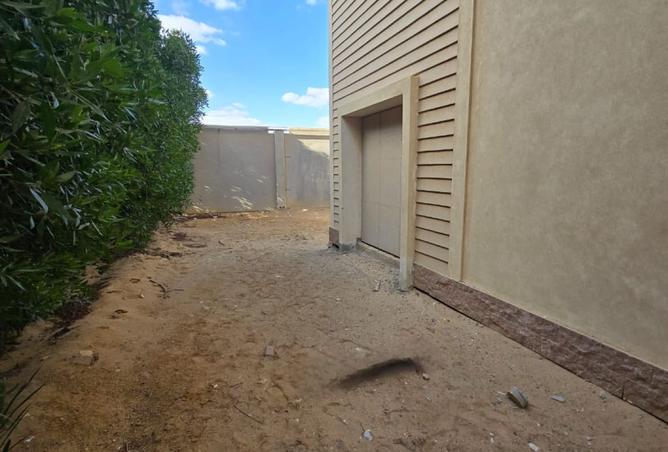 8216726 - Property Image 2