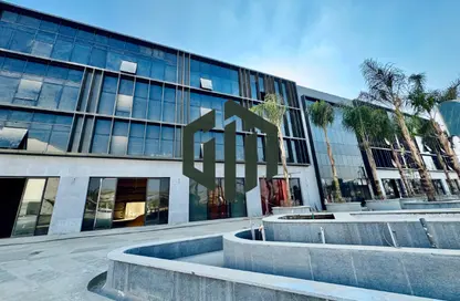 Office Space - Studio - 2 Bathrooms for rent in Lake View - 5th Settlement Compounds - The 5th Settlement - New Cairo City - Cairo