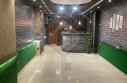 Shop - Studio - 2 Bathrooms for sale in Gleim Square - Glim - Hay Sharq - Alexandria