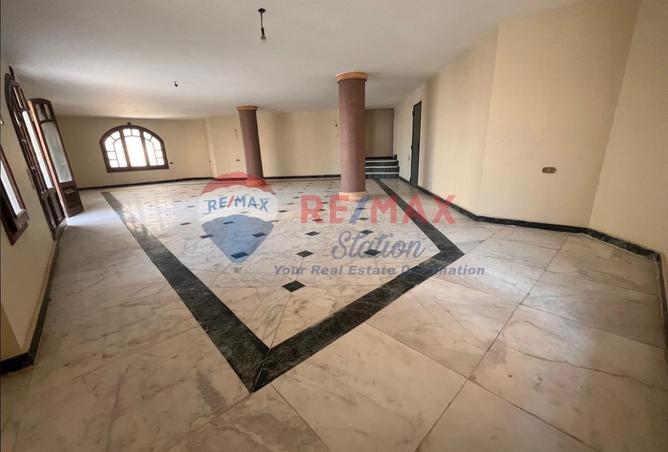 8175610 - Property Image 3