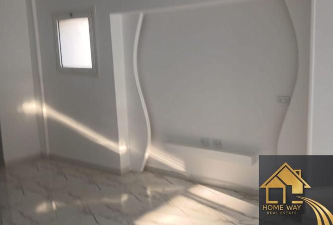 8464704 - Property Image 3