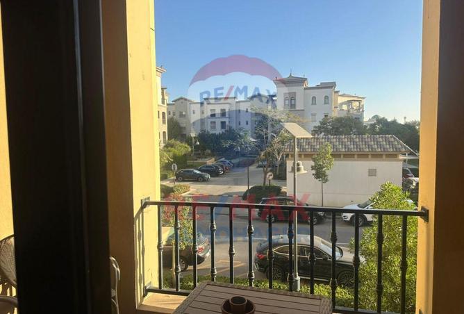 8400888 - Property Image 2