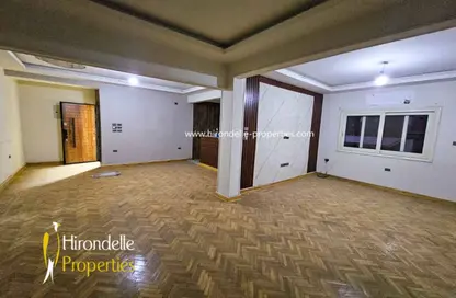 Apartment - 2 Bedrooms - 1 Bathroom for rent in Sarayat Al Maadi - Hay El Maadi - Cairo
