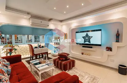 Apartment - 2 Bedrooms - 2 Bathrooms for rent in Degla - Hay El Maadi - Cairo