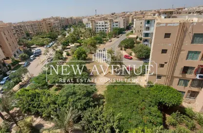 Apartment - 3 Bedrooms - 3 Bathrooms for sale in District 5 - 5th Settlement Compounds - The 5th Settlement - New Cairo City - Cairo