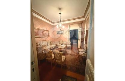 Apartment - 5 Bedrooms - 2 Bathrooms for sale in Gabarsl St. - Al Gamea Square - Heliopolis - Masr El Gedida - Cairo