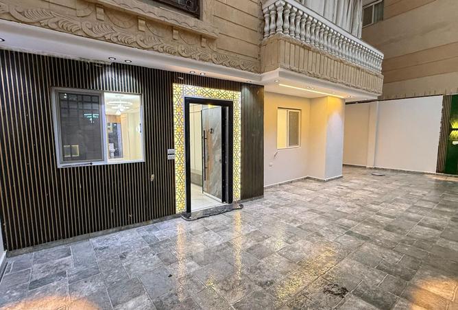 8309617 - Property Image 3