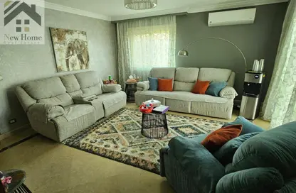 Apartment - 5 Bedrooms - 3 Bathrooms for sale in Al Shouyfat - 5th Settlement Compounds - The 5th Settlement - New Cairo City - Cairo