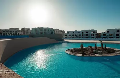 Duplex - 3 Bedrooms - 4 Bathrooms for sale in Makadi Orascom Resort - Makadi - Hurghada - Red Sea