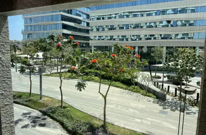Office Space - Studio - 2 Bathrooms for sale in The portal - Beverly Hills - Sheikh Zayed Compounds - Sheikh Zayed City - Giza