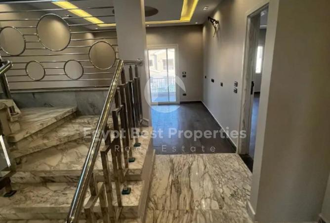 8401419 - Property Image 3