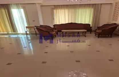شقة - 3 غرف نوم - 3 حمامات للايجار في محور العروبة - المنطقة أ - حى جنوب الاكايمية - مدينة القاهرة الجديدة - القاهرة