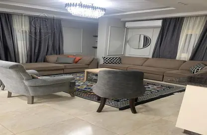 Apartment - 3 Bedrooms - 2 Bathrooms for rent in Al Gezira St. - South Investors Area - New Cairo City - Cairo