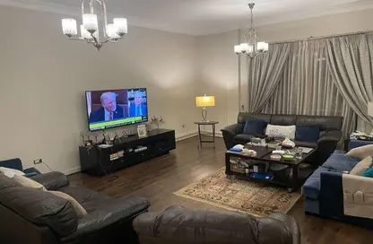 تاون هاوس - 3 غرف نوم - 3 حمامات للبيع في حدائق المهندسين - الحي الرابع - الشيخ زايد - الجيزة