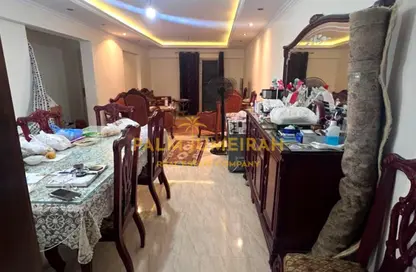 شقة - 3 غرف نوم - 2 حمامات للبيع في شارع مدرسة الريادة - سموحة - حي شرق - الاسكندرية