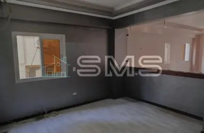 Apartment - 2 Bedrooms - 1 Bathroom for rent in El Banafseg Apartment Buildings - El Banafseg - New Cairo City - Cairo