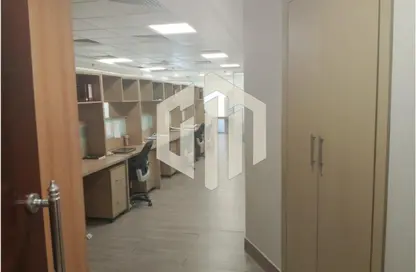 مساحات مكتبية - استوديو - 2 حمامات للبيع في شارع التسعين - التجمع الخامس - مدينة القاهرة الجديدة - القاهرة