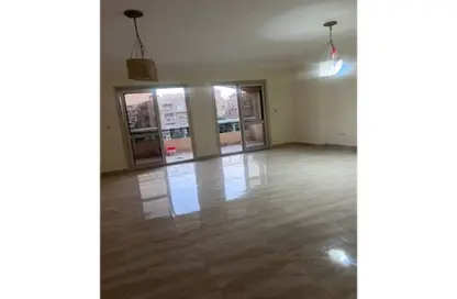 Apartment - 3 Bedrooms - 3 Bathrooms for sale in Al Khamayel city - Sheikh Zayed Compounds - Sheikh Zayed City - Giza