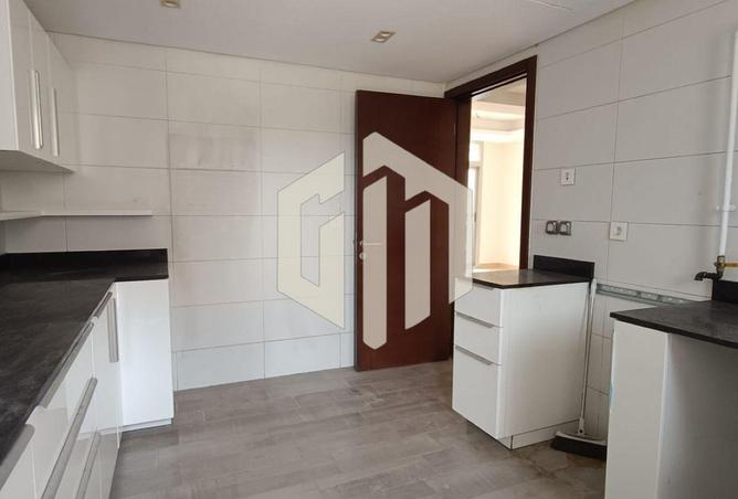 8063042 - Property Image 3