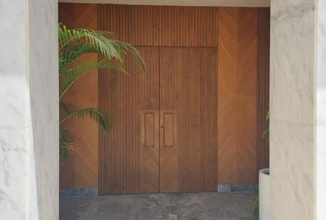 8052111 - Property Image 2