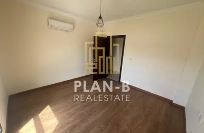شقة - 3 غرف نوم - 3 حمامات للايجار في ذا كورت ياردز - كمبوندات الشيخ زايد - الشيخ زايد - الجيزة