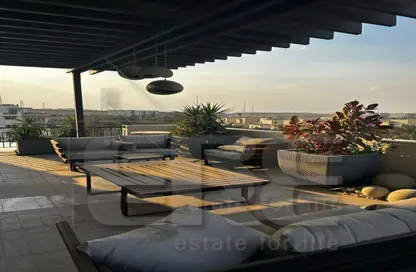 Penthouse - 4 Bedrooms - 3 Bathrooms for sale in The Sierras - Uptown Cairo - Mokattam - Cairo