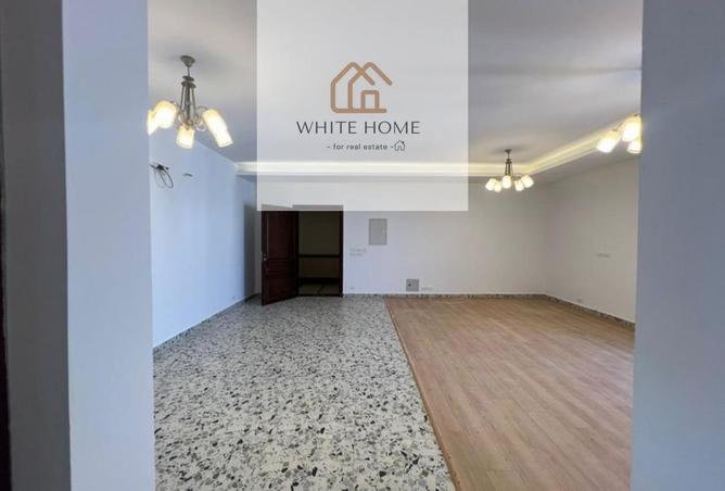 8234038 - Property Image 3