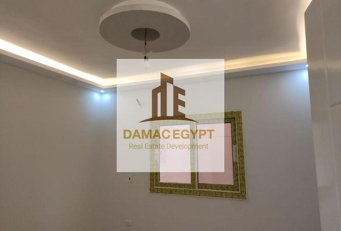 8165935 - Property Image 2