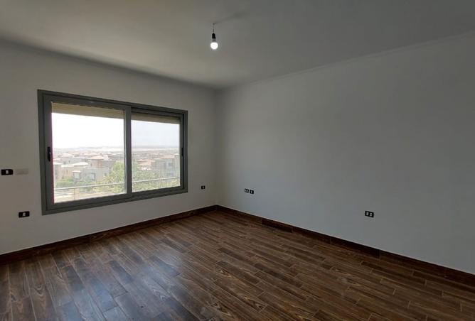 8040339 - Property Image 3