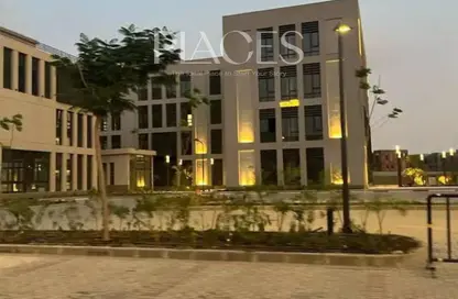 Office Space - Studio - 3 Bathrooms for rent in District 5 - 5th Settlement Compounds - The 5th Settlement - New Cairo City - Cairo