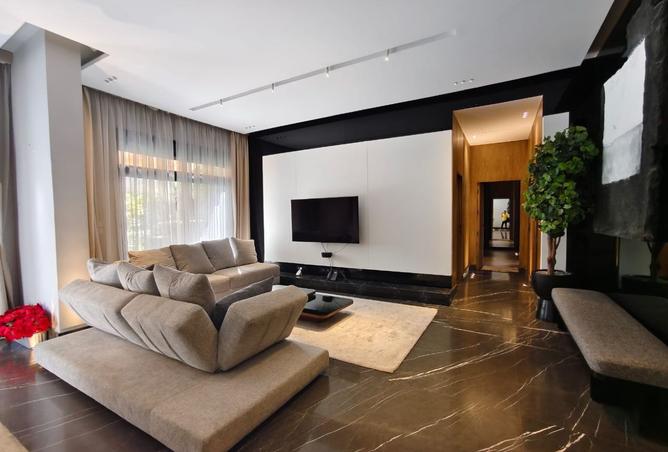 8377285 - Property Image 2