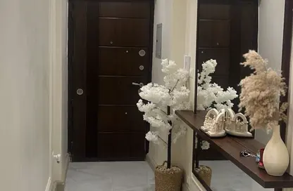 Apartment - 3 Bedrooms - 3 Bathrooms for sale in Galleria Moon Valley - South Investors Area - New Cairo City - Cairo
