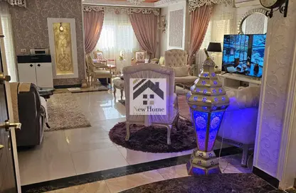 شقة - 3 غرف نوم - 2 حمامات للبيع في البنفسج 12 - البنفسج - مدينة القاهرة الجديدة - القاهرة