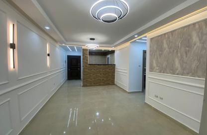 Apartment - 2 Bedrooms - 1 Bathroom for sale in Madinaty - Cairo