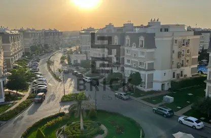 Penthouse - 2 Bedrooms - 2 Bathrooms for sale in Mountain View Hyde Park - 5th Settlement Compounds - The 5th Settlement - New Cairo City - Cairo